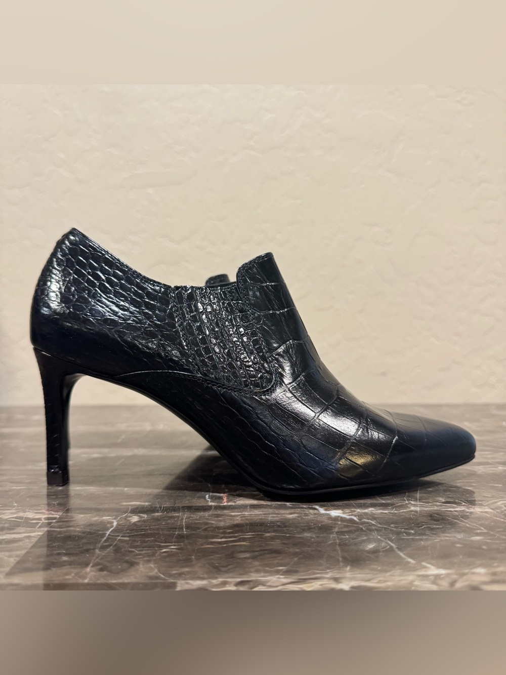 NEW Inez Marisol 70 Black Croc Embossed Leather Booties - Picture 9 of 13